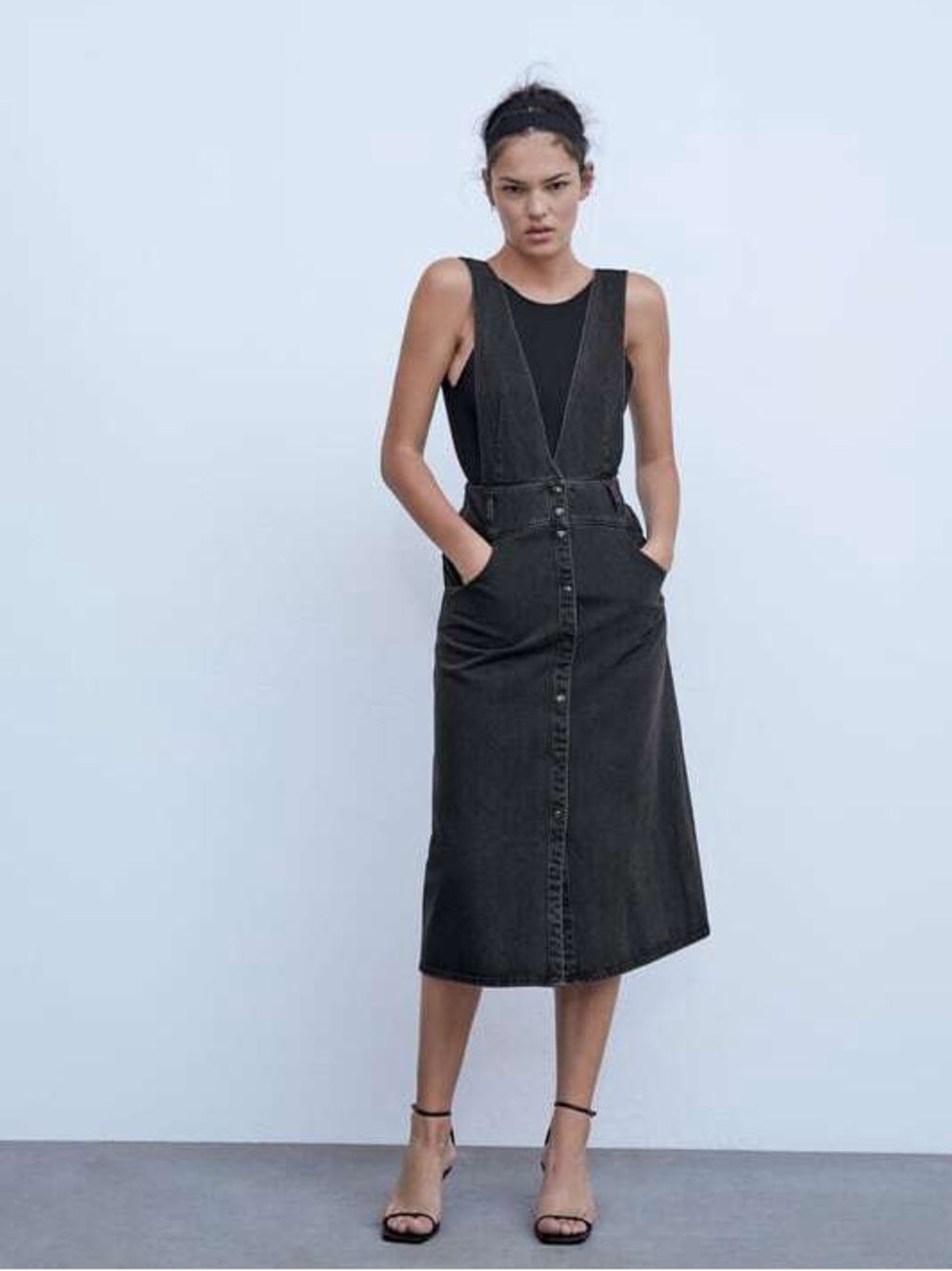Zara Black Denim Pinafore Midi Dress Deep V Snap Button Front Size XS NWT
